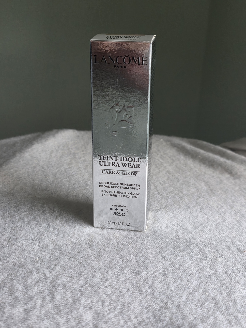 Lancôme Teint Idole Ultra Wear Care & Glow Serum Foundation 325C SPF 27 NEW